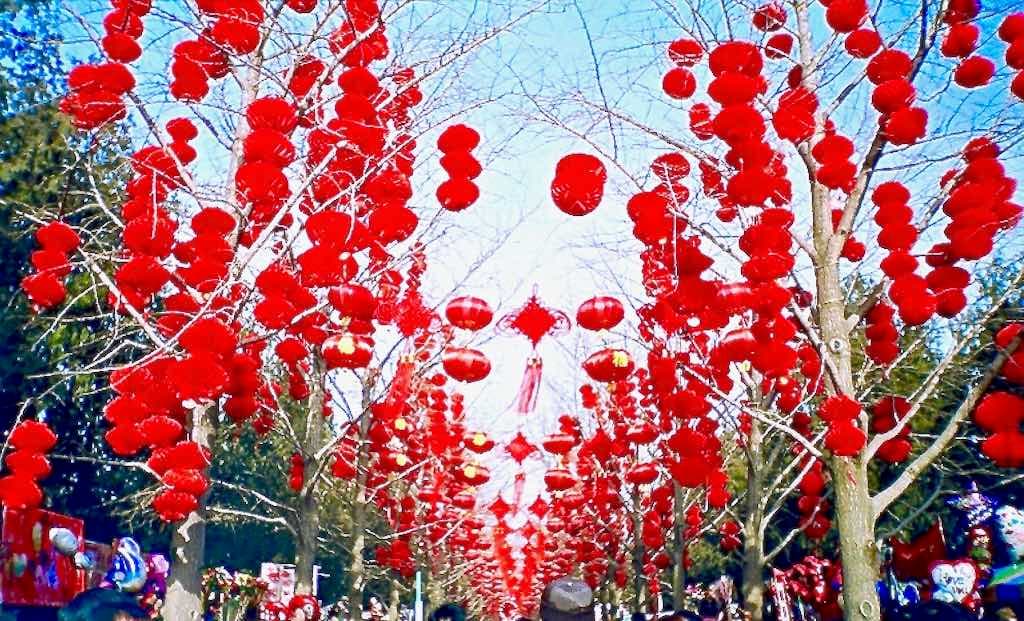Chinesisches Neujahr: Datum, Bräuche & Termine bis 2030